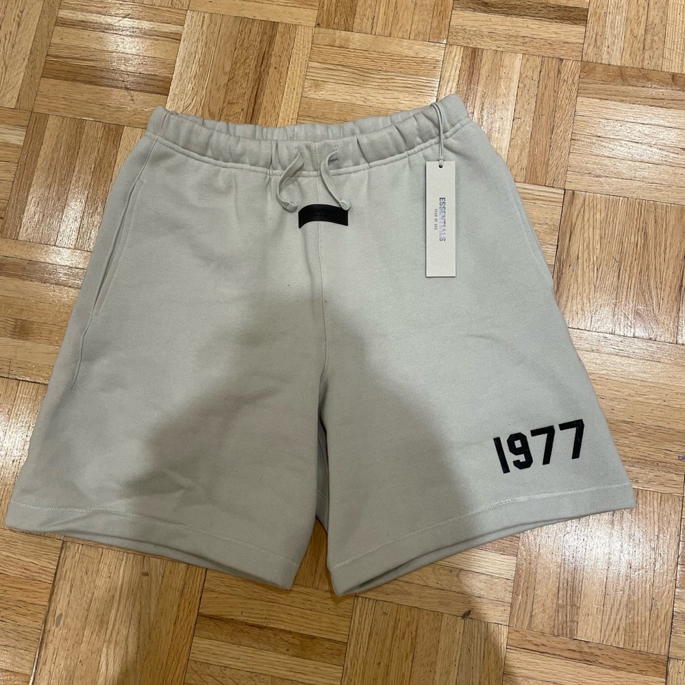 Essential short, never worn, kids 14/16, fits size small